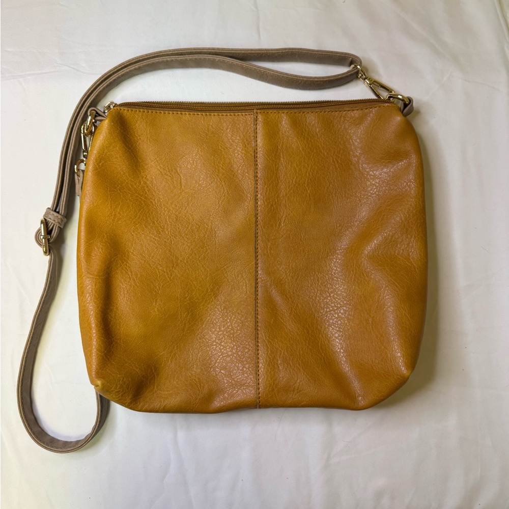 Mustard Yellow Shoulder Bag – Leather/Leather-Look with‎ Gold Hardware